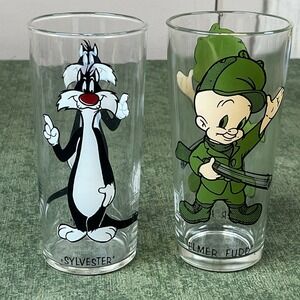 Vintage Elmer Fudd & Sylvester 1973 Pepsi Collector Series Looney Tunes Glasses
